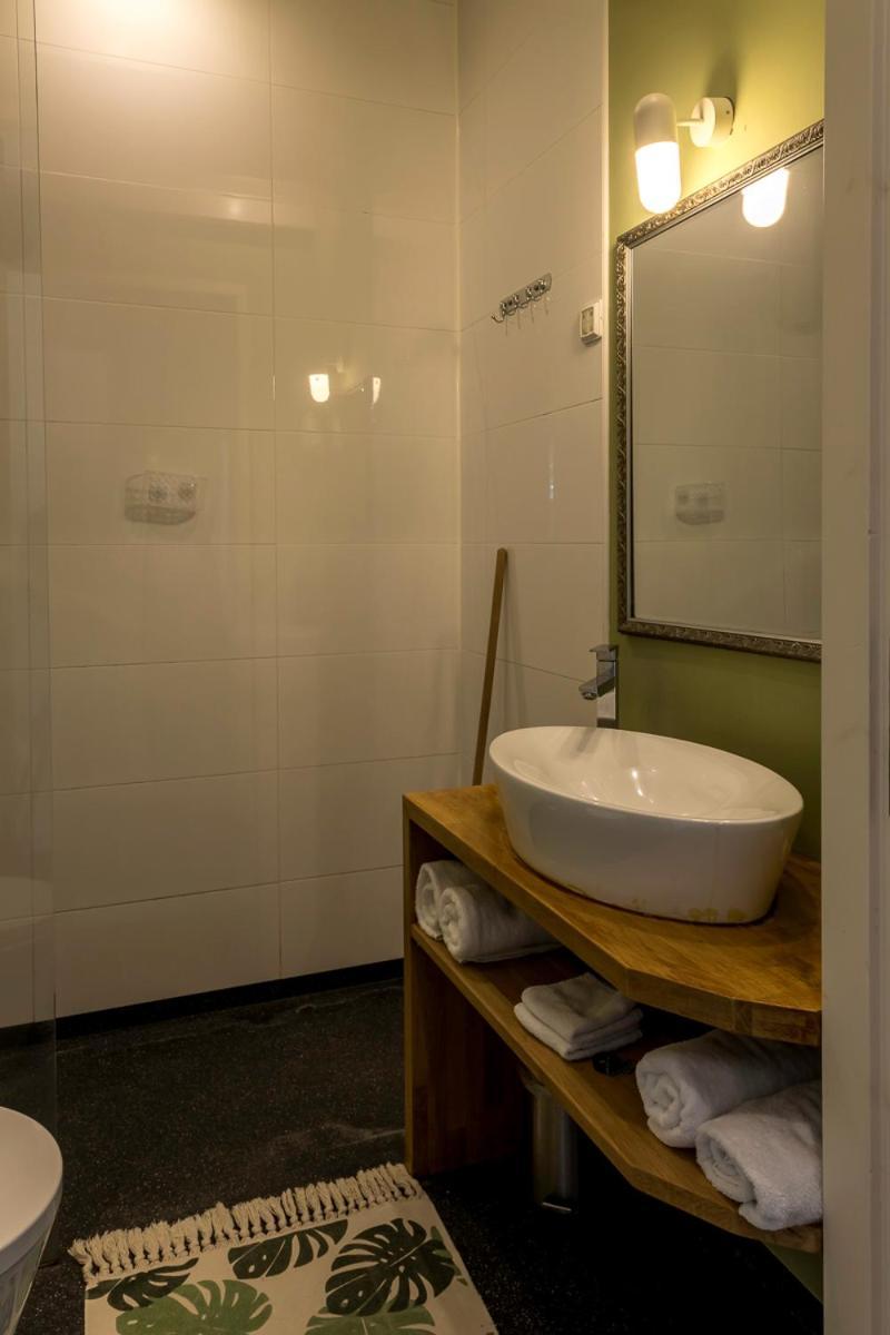 Hotel B&B Hoeve De Vredenhof 泽伊德拉伦 外观 照片